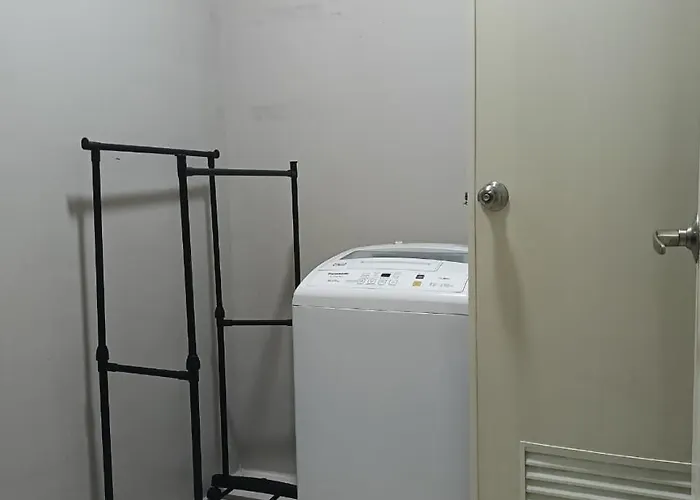 Wp1102 Facing Pool View Near Moa Apartment Manila